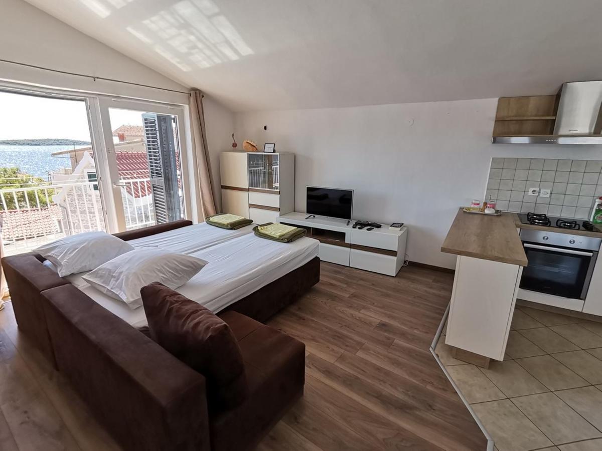 Apartment Zdravka Primošten Esterno foto
